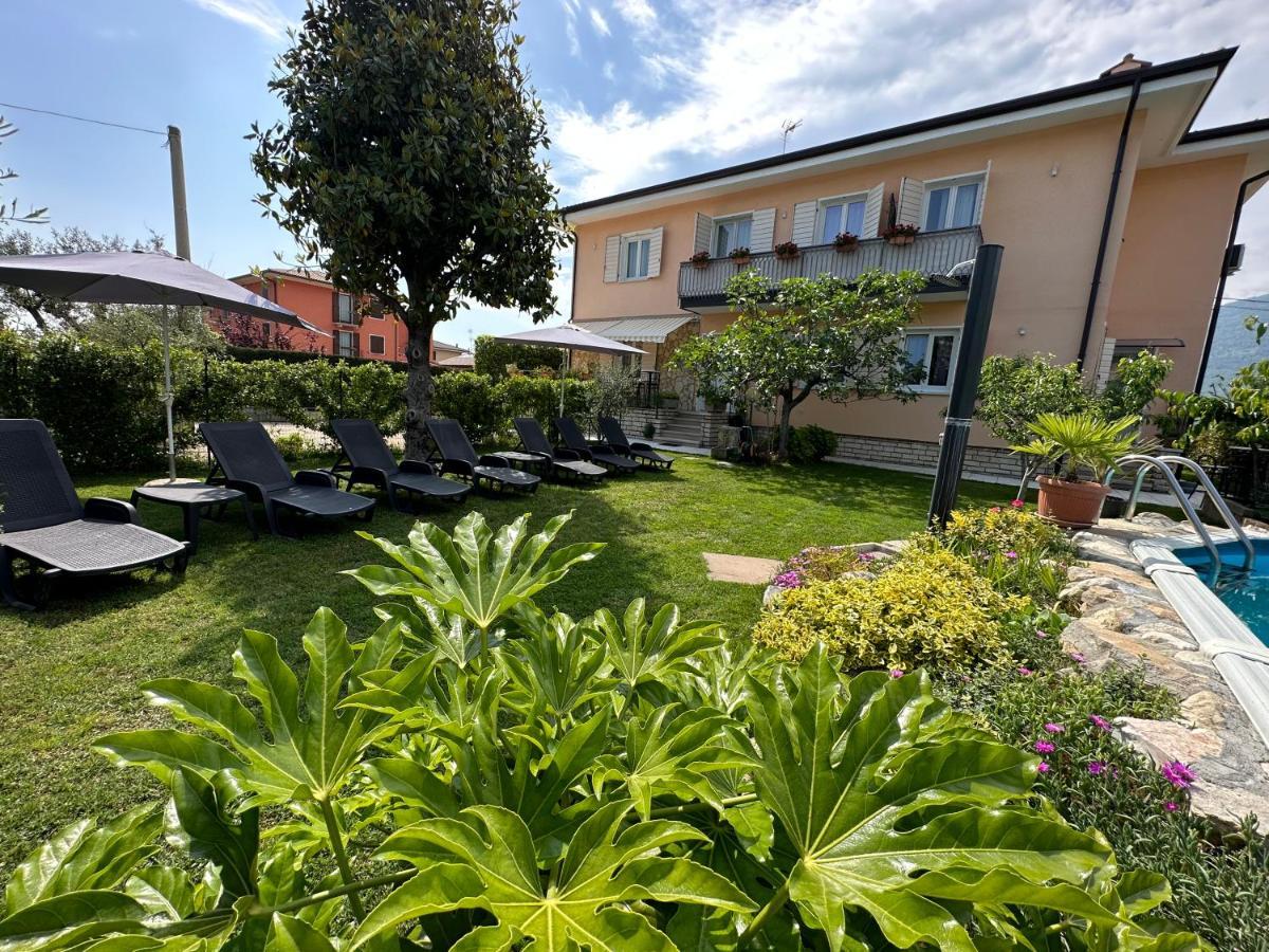 B&B La Magnolia Caprino Veronese Eksteriør billede