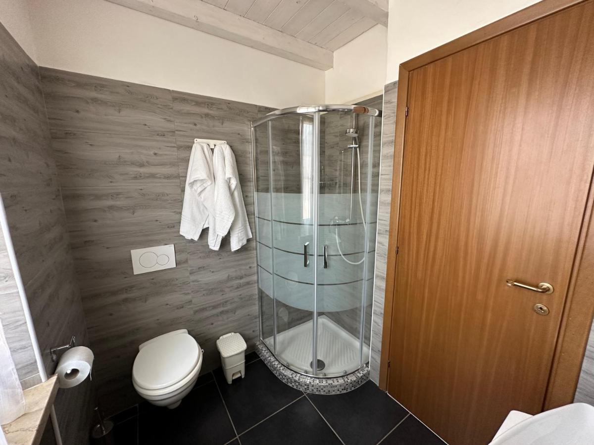 B&B La Magnolia Caprino Veronese Eksteriør billede
