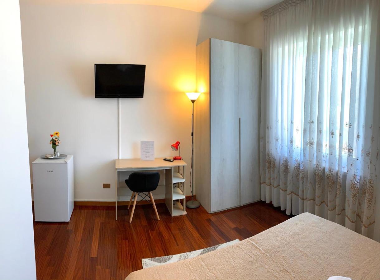 B&B La Magnolia Caprino Veronese Eksteriør billede